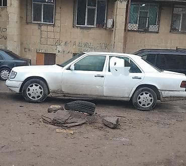 Motonəqliyyat: Mercedes-Benz 250: 2.5 l | 1995 il Sedan — 2