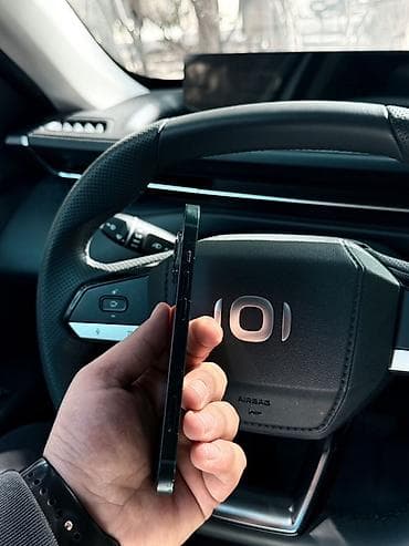 iphone 13 korpus: IPhone 13, Midnight, Simsiz şarj — 5