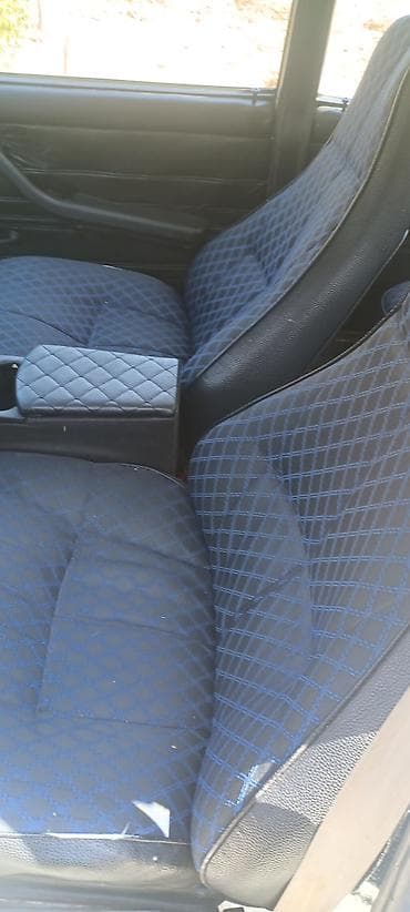 masin lada: Lada (VAZ) 2104 universal, ağ rəng. - Kuzov: 5 qapılı universal, damda — 6