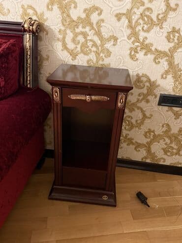 резная мебель из дерева: Журнальный стол, Нет кредита — 2