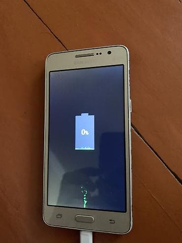 ön kamera: Samsung Galaxy Grand Dual Sim, 8 GB, rəng - Qızılı, İki sim kartlı — 4