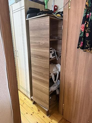 Двуспальная кровать, Шкаф