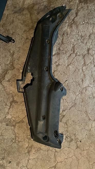 kia k5 2011: Toyata prius 4 eded qapi cexolu
Bagac plastmasi
On bagacin plastmasi — 4