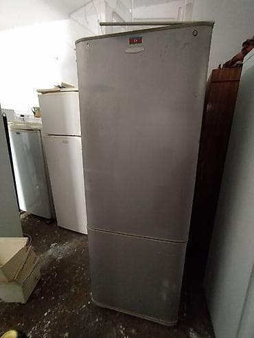 uslitel satilir: 2 qapılı Indesit Soyuducu Satılır, rəng - Ağ — 3