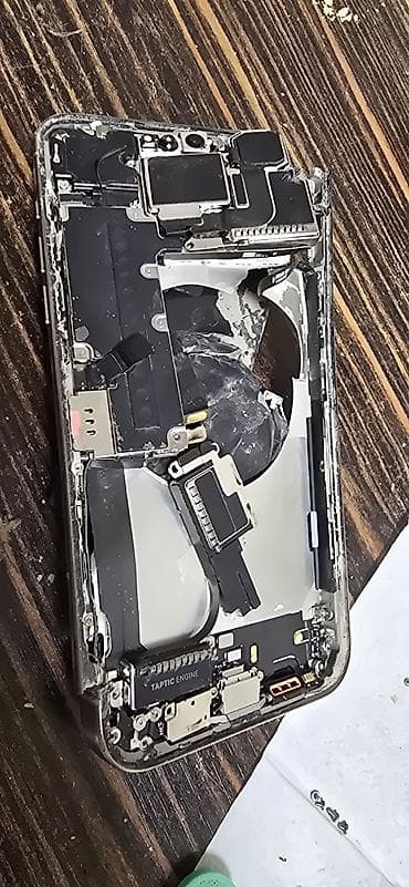 Apple iPhone üçün ehtiyat hissələri (şəkillərdəki cihazdan) - Model