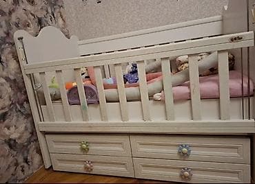 yan bardak: Oğlan və qız üçün, Dördbucaq, Beşik, Dəst ilə, Matras ilə, Yellənmə mexanizmsiz — 1