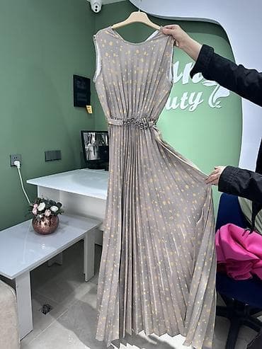 Cox gözel don 1 defe geyinilib 
38 beden