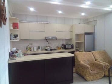 ist petrol tbilisi prospekti: Bakı, 5 otaqlı, Köhnə tikili, m. Əhmədli, 106 kv. m — 24