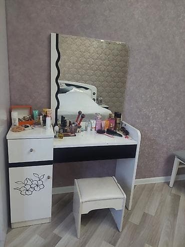 oturaca: 3 MEBEL BİRLİKDƏ 350 AZN Yataq otağı dəsti – ağ və qara rənglərin — 3