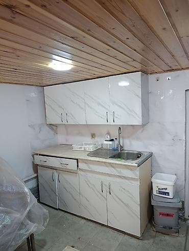 Mətbəx mebeli satılır 120₼. Üzərində moyka verilir. Ölçü 1.60. Ünvan