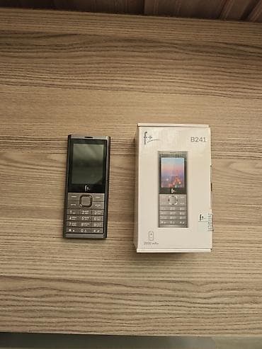 F+ B241 düyməli telefon Xüsusiyyətlər: - Model: F+ B241 (qutusu ilə)