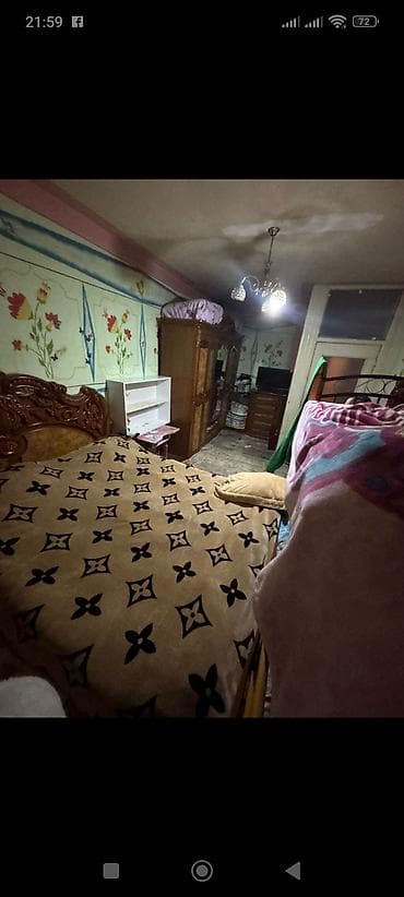 28 may qesebesi ev satilir: Saray, 2 otaqlı, Köhnə tikili, 50 kv. m — 1