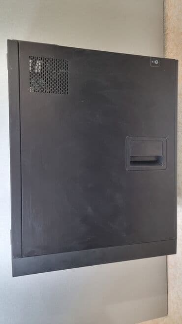 masa üsdü komputer: Dell Precision T1650 — 5