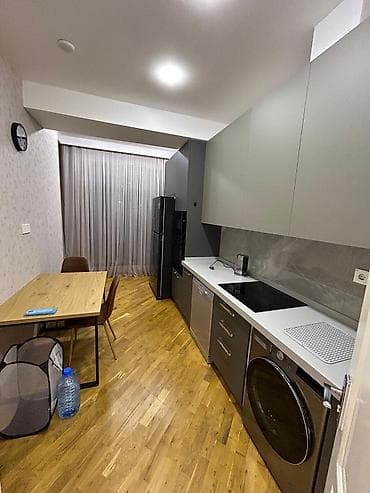 studio menziller: İcarəyə verilir 3 otaqlı yeni tikili 104 m², 28 May m. Kateqoriya — 8