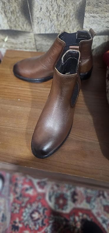 Səndəl və şəp-şüplər: Kişi botları – Chelsea üslubu - Material: təbii dəri üstlük, yanlarda — 4