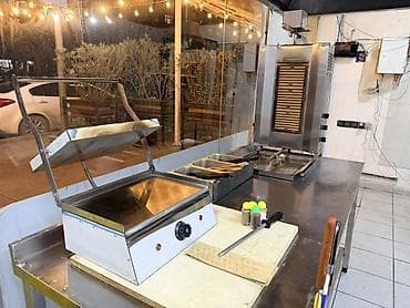 Çox təcili dönər aparatı və toster SATILIR!Dönərçiyə lazım olan hərşey