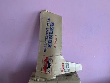 Toyota Camry 2015 qanad . Toyota Camry 2016 qabaq sag ( sağ ) sol