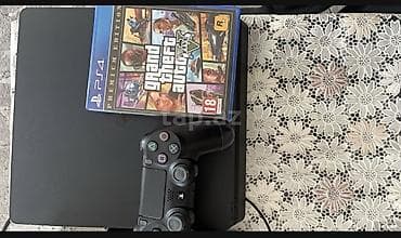 PS4 (Sony PlayStation 4): PS4 Slim oyun konsolu paketi - Model: Sony PlayStation 4 Slim (qara) — 3