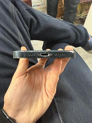 aple 8: IPhone 13, 128 GB, Göy, Face ID — 5