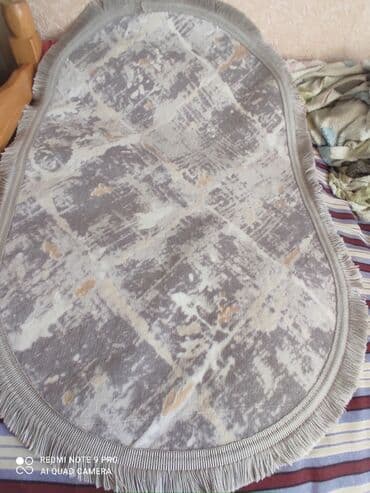 qapı ustasi: Xalça Qapı önü — 3