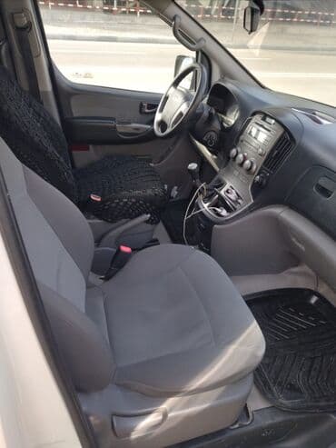kirditle masinlar: Hyundai H-1 (Grand Starex): 2.5 l | 2011 il Van/Minivan — 6