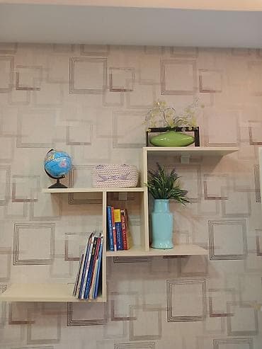 qonaq stol: Divar rəfi və iş masası dəsti - Tərkib: asimmetrik dizaynlı divar — 1