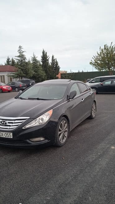 kia sorento 2007 diesel: Hyundai Sonata: 2 l | 2013 il Sedan — 4