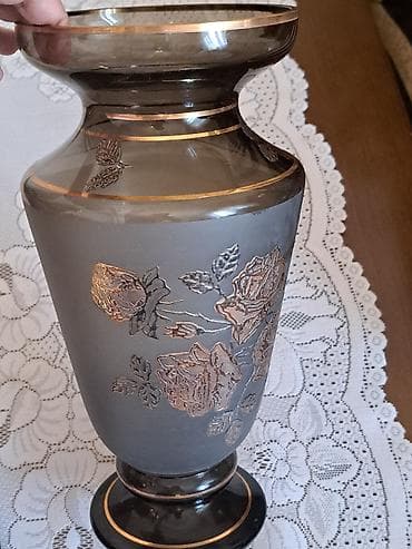 bagema guldan: Vaza dəsti, Farfor — 6