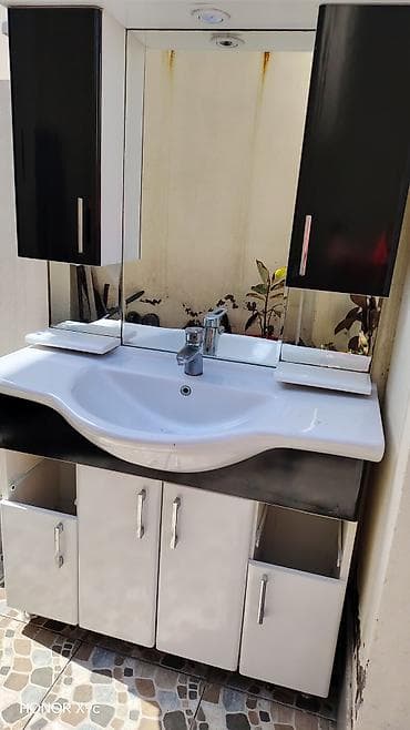 plastik şkaflar: Hamam üçün lavabo və şkaf dəsti - Rəng: ağ-qara - Material: parlaq — 3