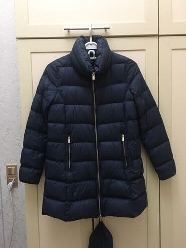 sarı rəngli kişi gödəkçəsi: Mango kurtka, qu tükündən, S razmer, M-ə də gedər. Baha alınıb — 1