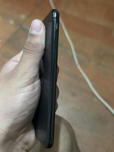 hdd case: IPhone SE 2020, 128 GB, Qara, Barmaq izi — 3