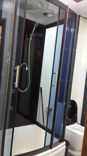 Elimlər icəri şəhər metrosunun yaxınlığında Nərimanov heykəlinə yaxın — 29