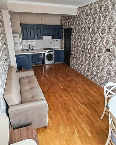 badamdarda kirayə ev: TƏCİLİ İCARƏÇİ AXTARILIR !! SUMQAYITDA 10CU MKR KRİSTAL ABŞERONDA — 3