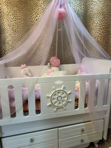 qarmoşka boru: Qız üçün, Dördbucaq, Beşik, Dəst ilə, Yellənmə mexanizmsiz — 2