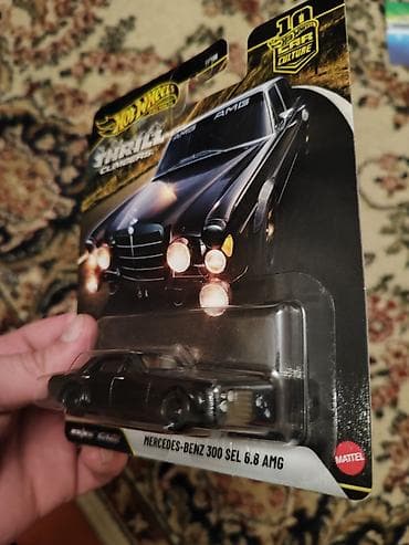 Hot Wheels.premium endirim.var