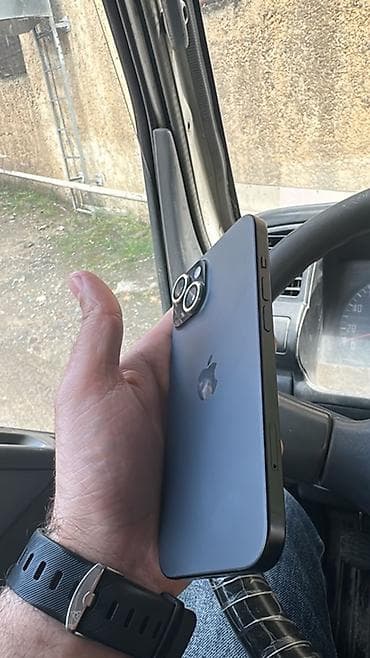iphone 13 pro xr: IPhone 15, Midnight, Simsiz şarj — 4