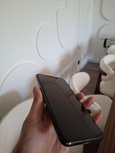 i̇phone 18 pro max: IPhone 11 Pro Max, Space Gray — 1