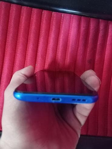 huawei internet modem: Xiaomi smartfon - Rəng: mavi gövdə - Ekran: tam ekran dizayn, ön — 2