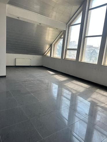 memar ecemi: Fatmayı qəsəbəsində, yol kənarında yerləşən 3 mərtəbəli 1000 m² — 2