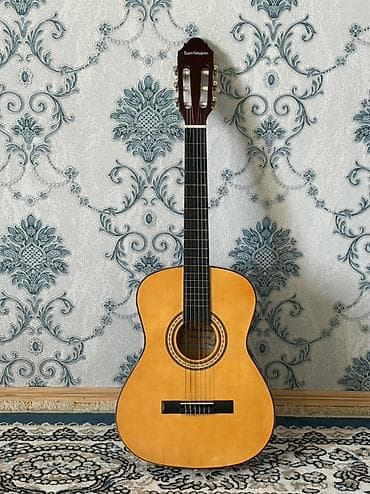 stranger things mike: Klassik gitara — 1