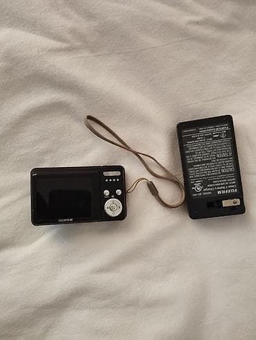 retro kameralar: Fujifilm FinePix J10 rəqəmsal fotoaparat Komplekt: - Fotoaparat — 3