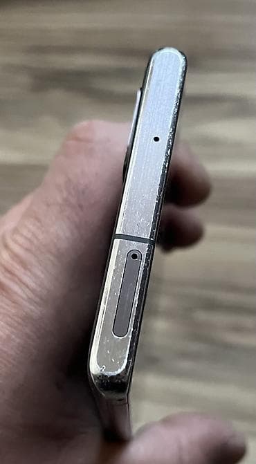 ТВ и видео: Samsung Galaxy Note 20, 256 ГБ, цвет - Серый, Отпечаток пальца, Беспроводная зарядка, Две SIM карты — 5