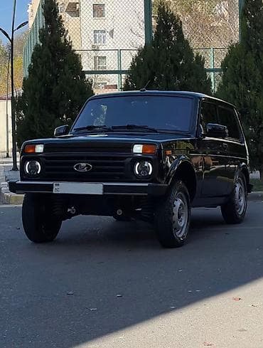 VAZ (LADA) 4x4 Niva: 1.7 l | 2020 il 120000 km Ofrouder/SUV lalafo.az -da VAZ (LADA) 4x4 Niva: 1.7 l | 2020 il 120000 km Ofrouder/SUV
