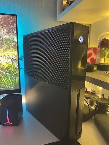 Digər oyun və konsollar: Salam xbox one satılır heç bir problemi yoxdu ideal işdiyir içində 12 — 1