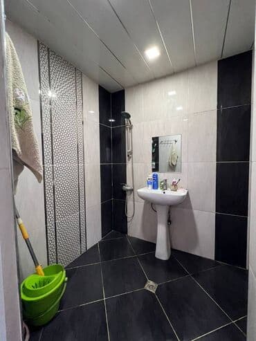 qubada ev satilir 2022: Bakı, Bakıxanov qəs., 3 otaqlı, Köhnə tikili, 60 kv. m — 10