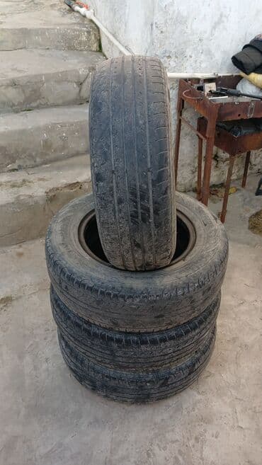 kalyaska tekeri: 4 ədəd minik avtomobili təkəri dəsti. - Ölçü: Yan divarda “AN 600” — 1