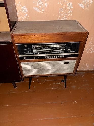 video kaset: Keçmiş radio 60-70 ilin radiosu sağlamdl hər şeyi — 1