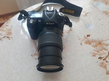 Nikon D90 DSLR fotoaparat dəsti Xüsusiyyətlər və tərkib: - Korpus
