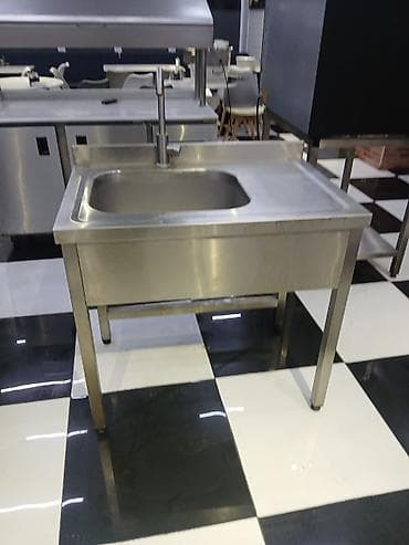 Sənaye tipli paslanmayan poladdan mətbəx avadanlıqları paketi - Tək