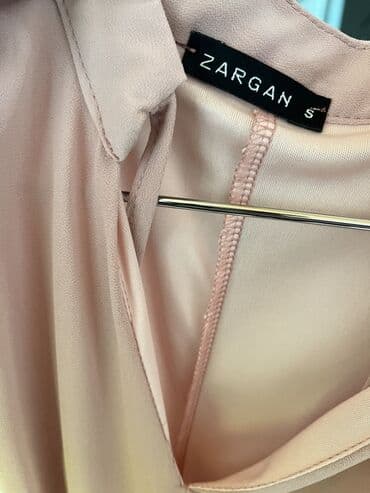 yay eynekleri: Повседневное платье, Миди, S — 1